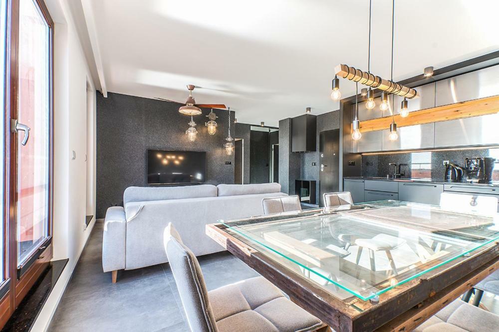 Citystay Chmielna Apartments グダニスク エクステリア 写真